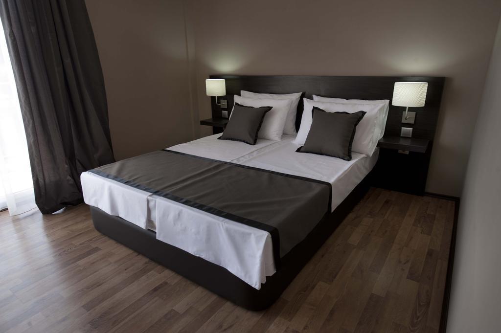 ביטולה Soho Apartments מראה חיצוני תמונה